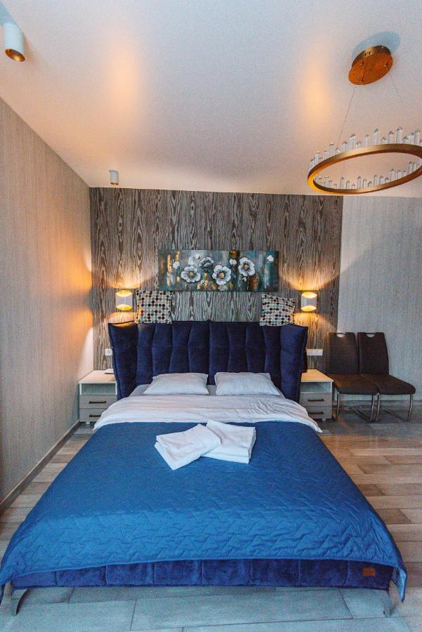 Royal Tower Luxurious Smart Residence เคียฟ ภายนอก รูปภาพ